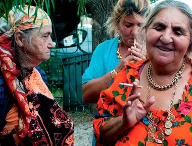 Άμφισσα: Σε εφαρμογή το πιλοτικό πρόγραμμα μεταφοράς Ρομά σε οικισμούς στις πόλεις